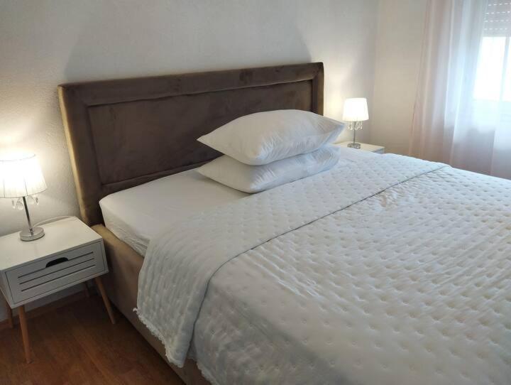 M&M Pelivan Apartments Solin Eksteriør bilde